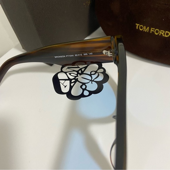 Tom Ford Sunglasses with Blue Lenses and Brown Frame - Picture 6 of 10